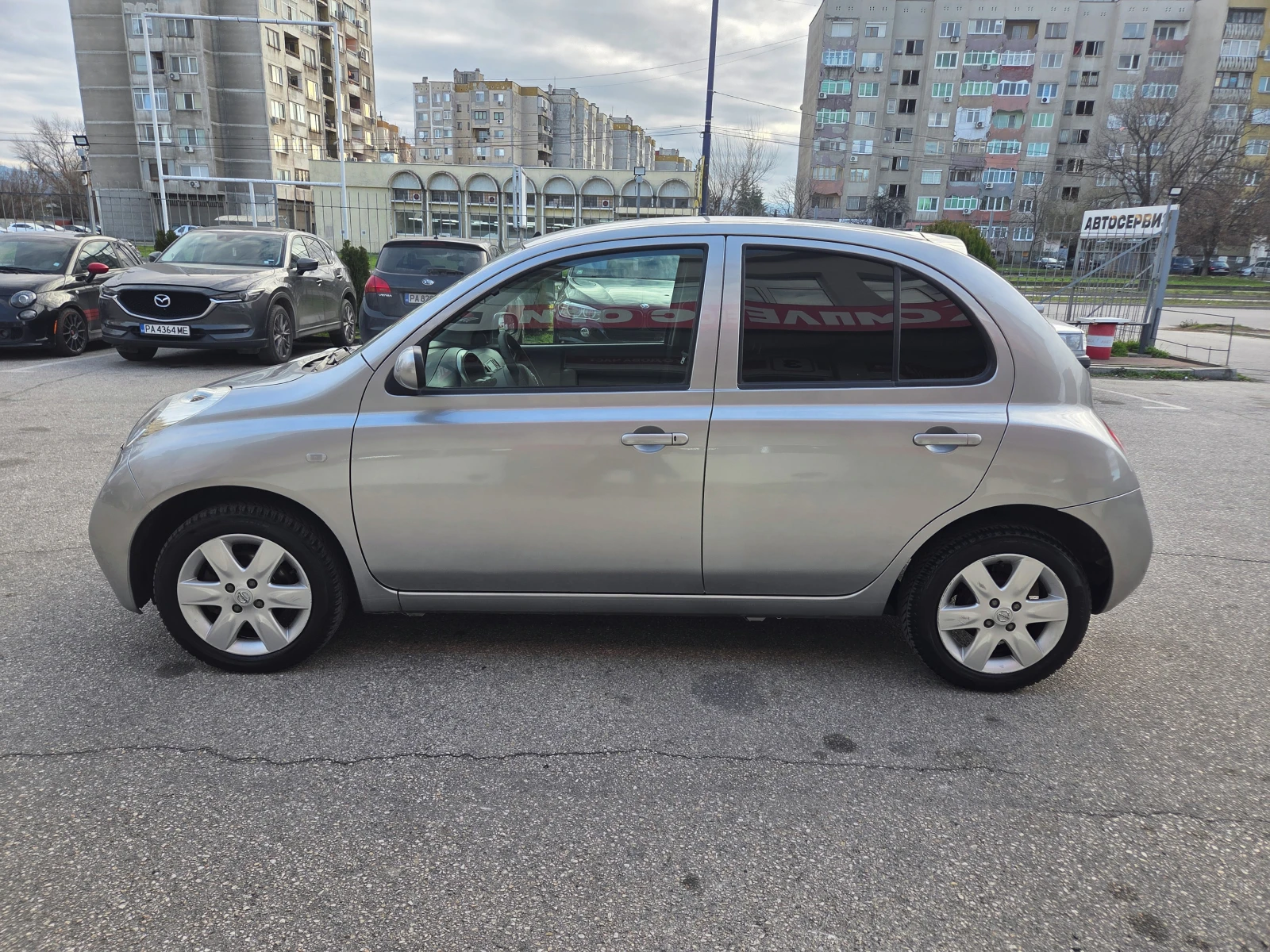 Nissan Micra 1.4i-Automatic - изображение 2