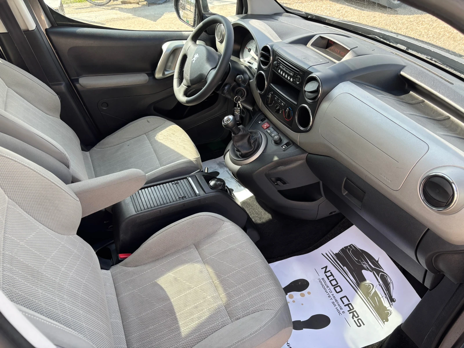 Peugeot Partner 1.6 HDI, снимка 8 - Автомобили и джипове - 53762301