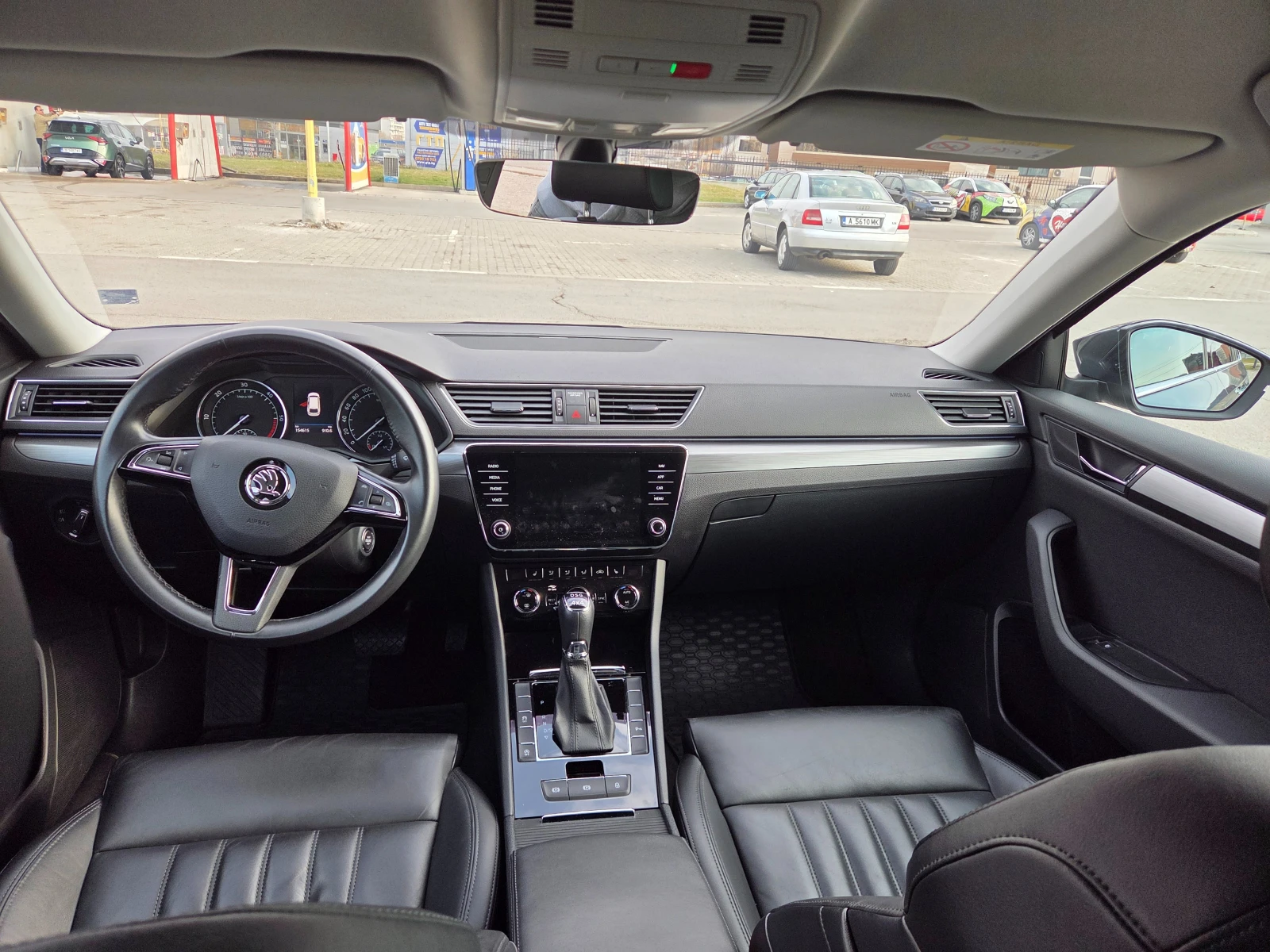 Skoda Superb 2.0 TDI, 4x4, 190 к.с., снимка 11 - Автомобили и джипове - 53870075