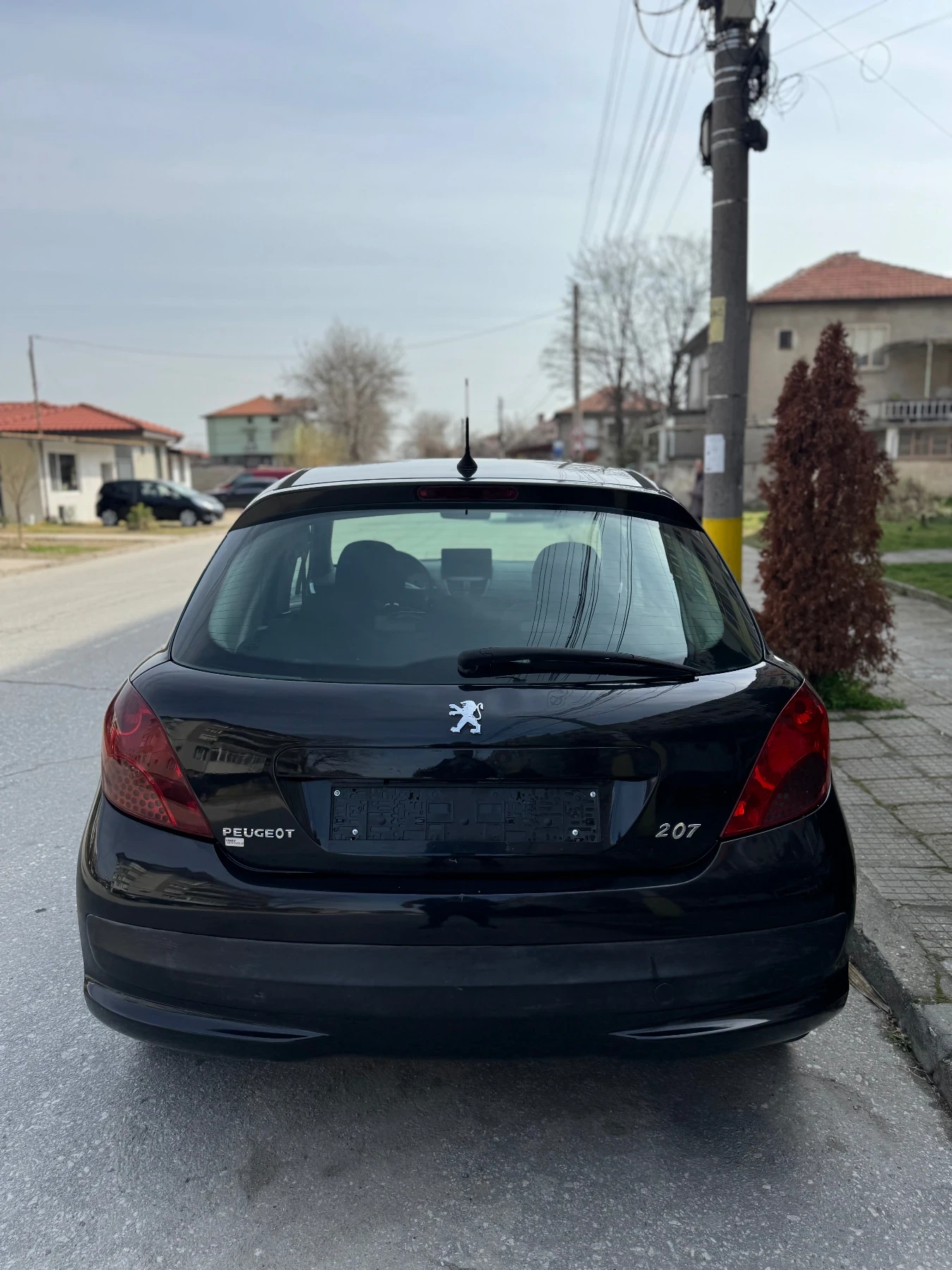 Peugeot 207 1.4 HDI / Navi / Carplay, снимка 7 - Автомобили и джипове - 53979004