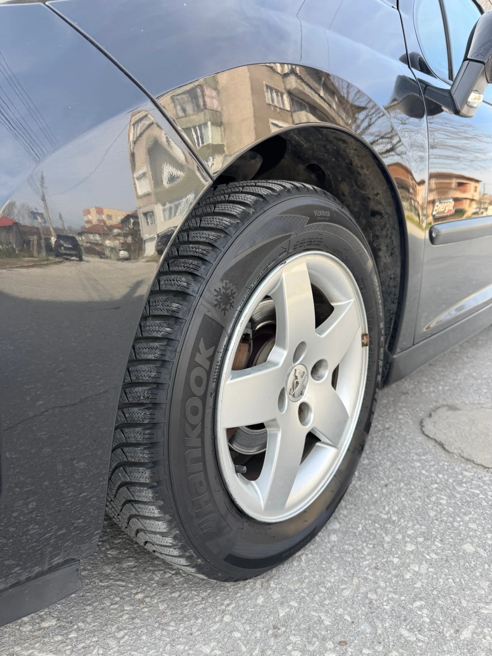 Peugeot 207 1.4 HDI / Navi / Carplay, снимка 16 - Автомобили и джипове - 53979004