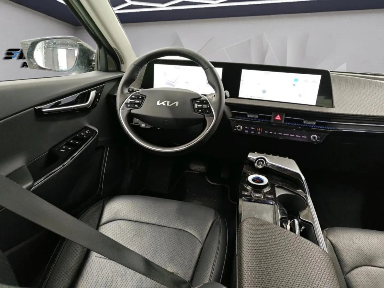 Kia EV6 77.4KWH 229KС. SOH-100% ДИСТРОНИК ОБДУХВАНЕ , снимка 4 - Автомобили и джипове - 54122266