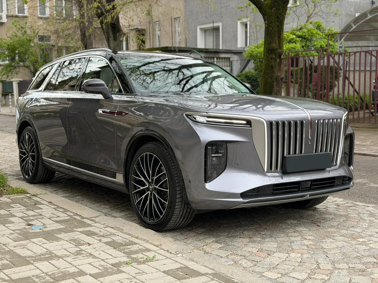 HongQi E-HS9 AWD | Mobile.bg � ����������� 7