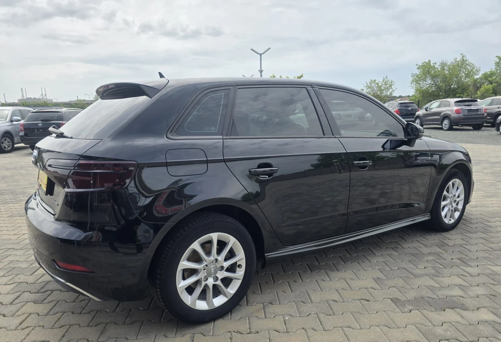Audi A3 1.4E.TRON, снимка 4 - Автомобили и джипове - 54478388