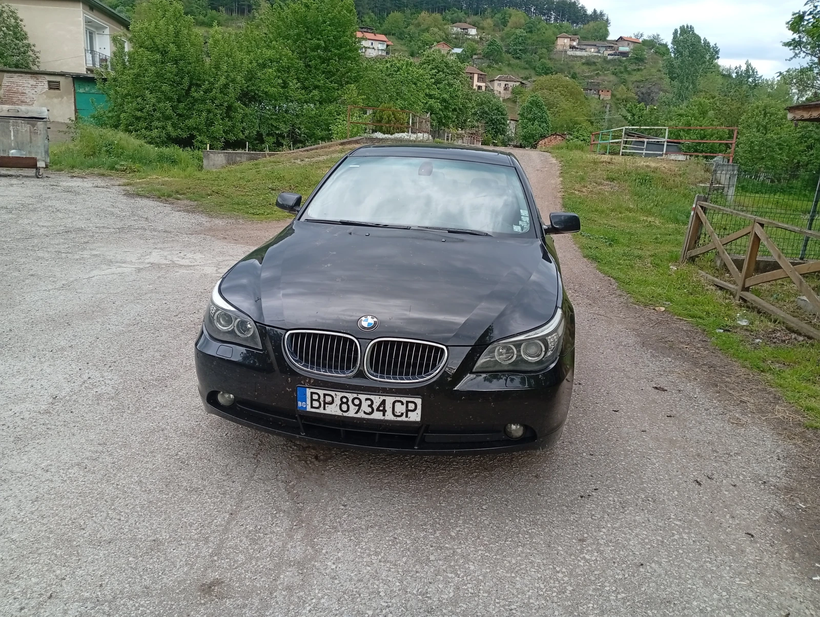BMW 520 bezin, снимка 4 - Автомобили и джипове - 54510981