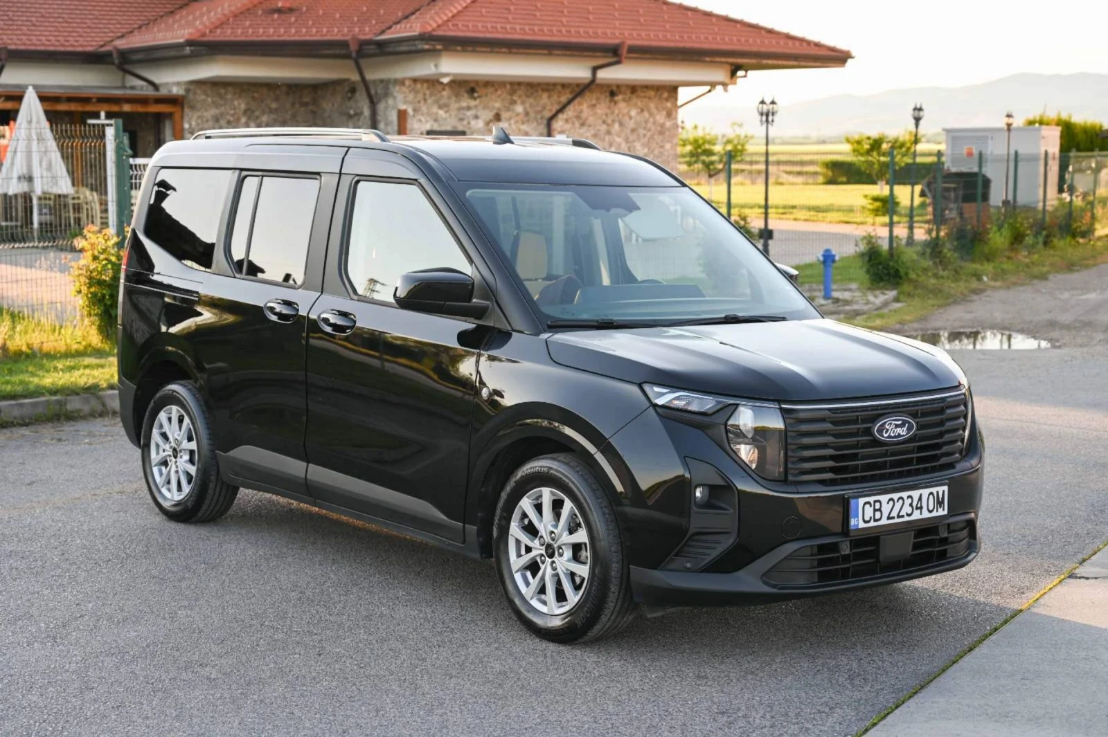 Ford Courier 1.0 T eco bust, снимка 2 - Автомобили и джипове - 54637987