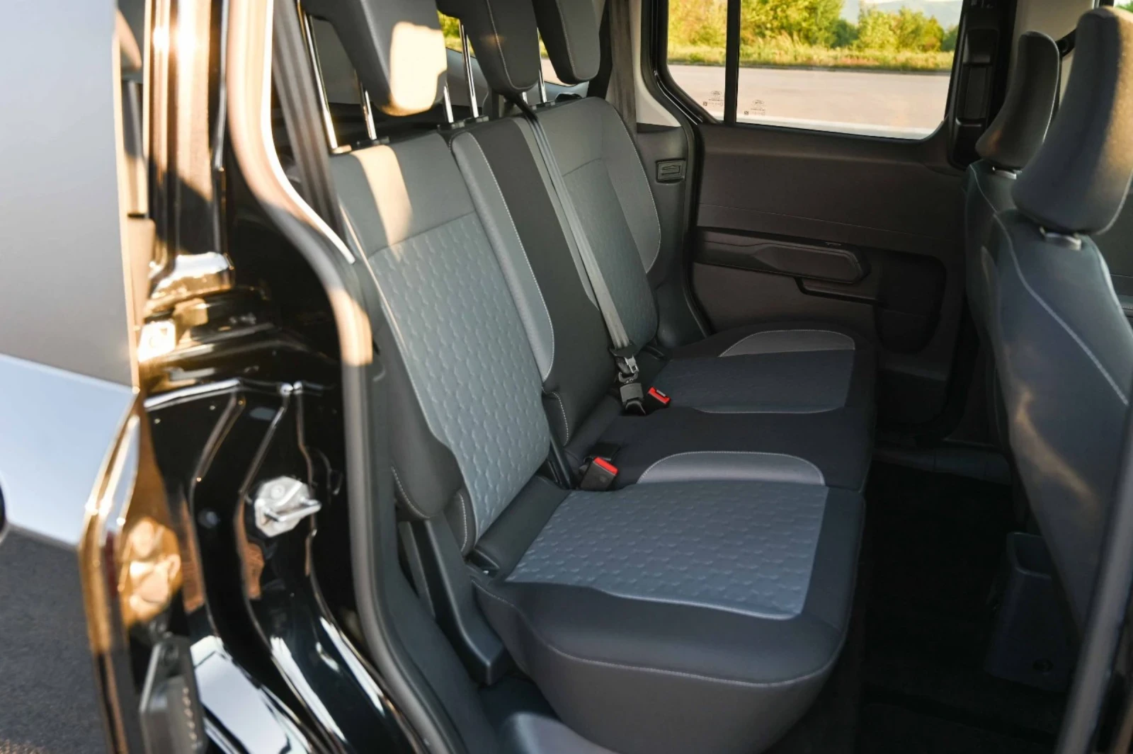 Ford Courier 1.0 T eco bust, снимка 10 - Автомобили и джипове - 54637987