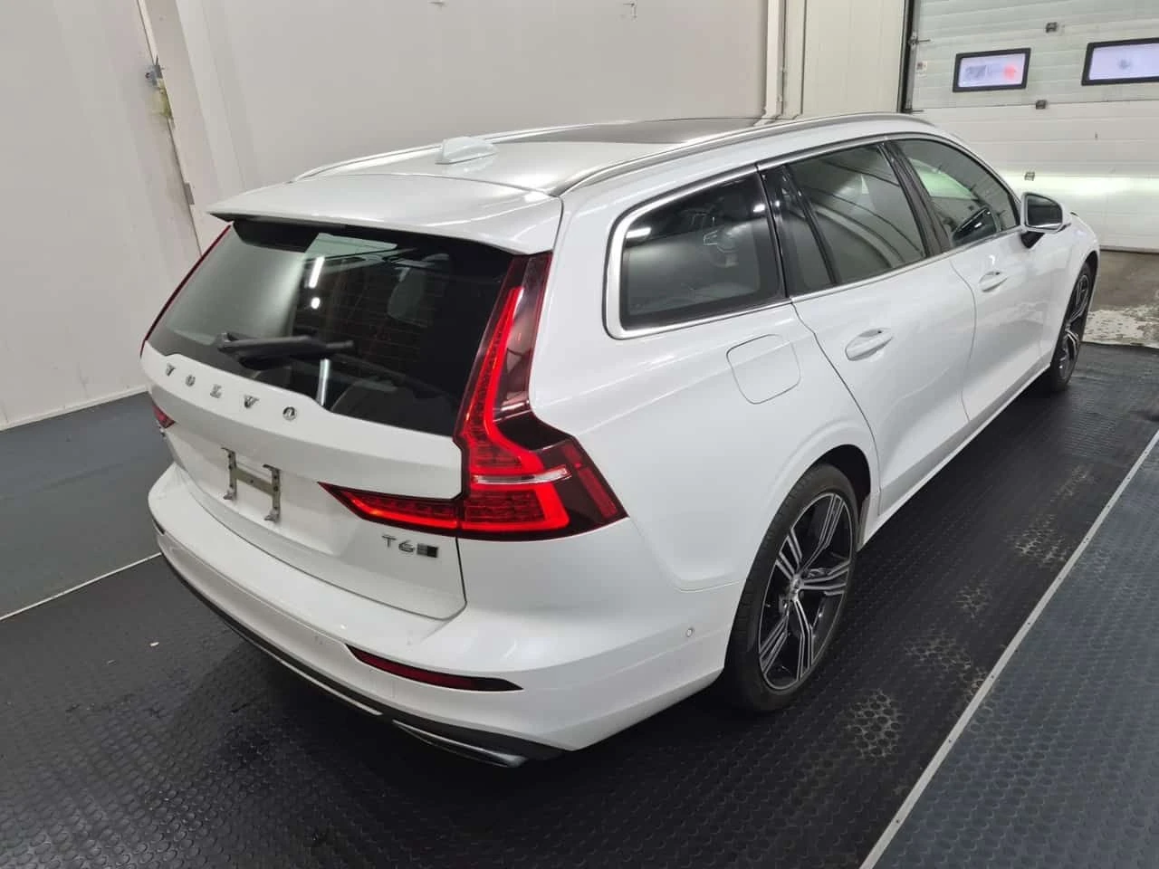 Volvo V60 Inscription /HEAD UP/360/����������  | Mobile.bg � ����������� 11