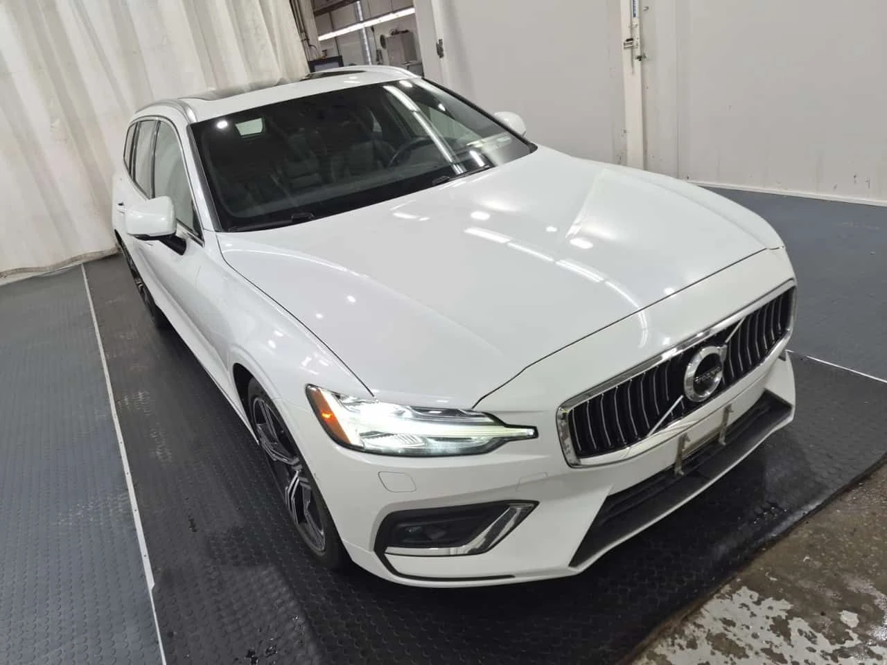 Volvo V60 Inscription /HEAD UP/360/����������  | Mobile.bg � ����������� 3