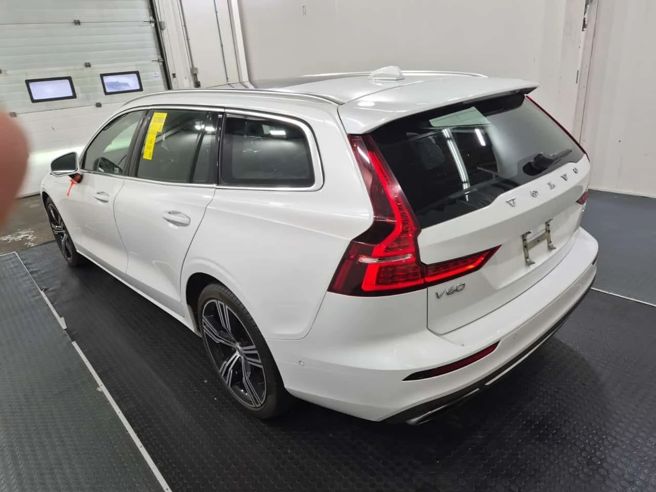 Volvo V60 Inscription /HEAD UP/360/����������  | Mobile.bg � ����������� 2