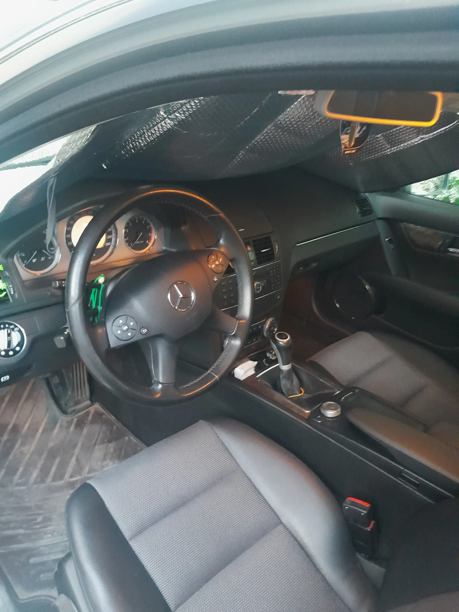 Mercedes-Benz C 180, снимка 5 - Автомобили и джипове - 54663508
