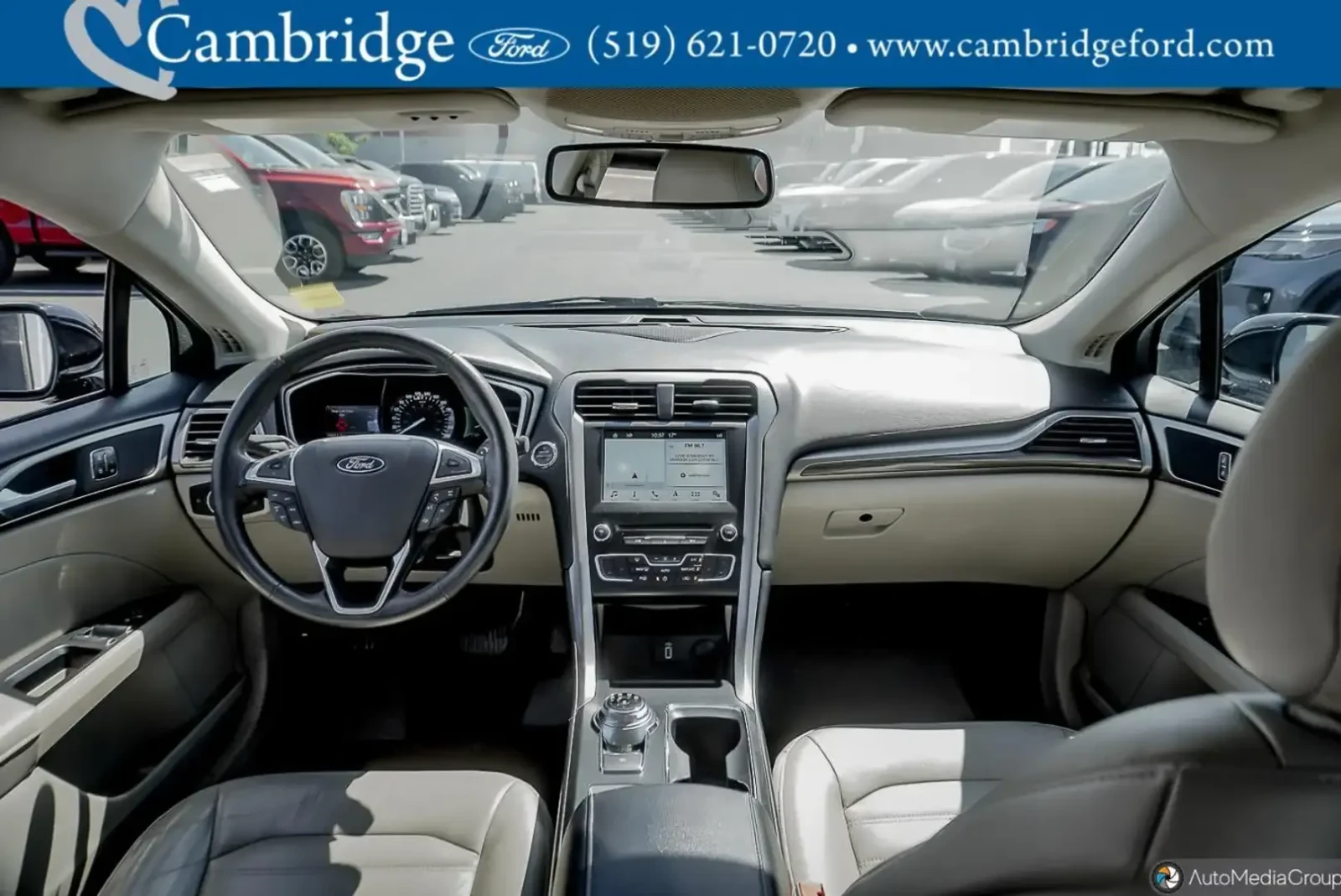Ford Fusion SE Luxury Pkg| PANO| Shadow Black| Светла kожа, снимка 12 - Автомобили и джипове - 54863665