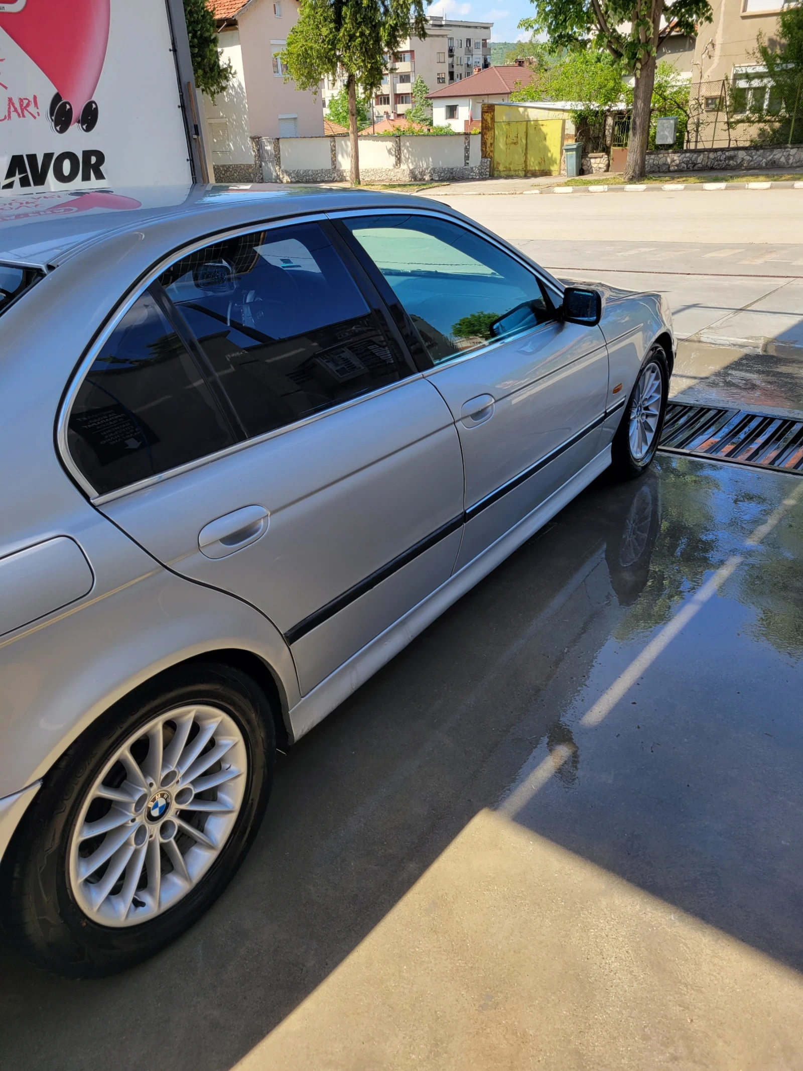 BMW 530, снимка 5 - Автомобили и джипове - 55333273