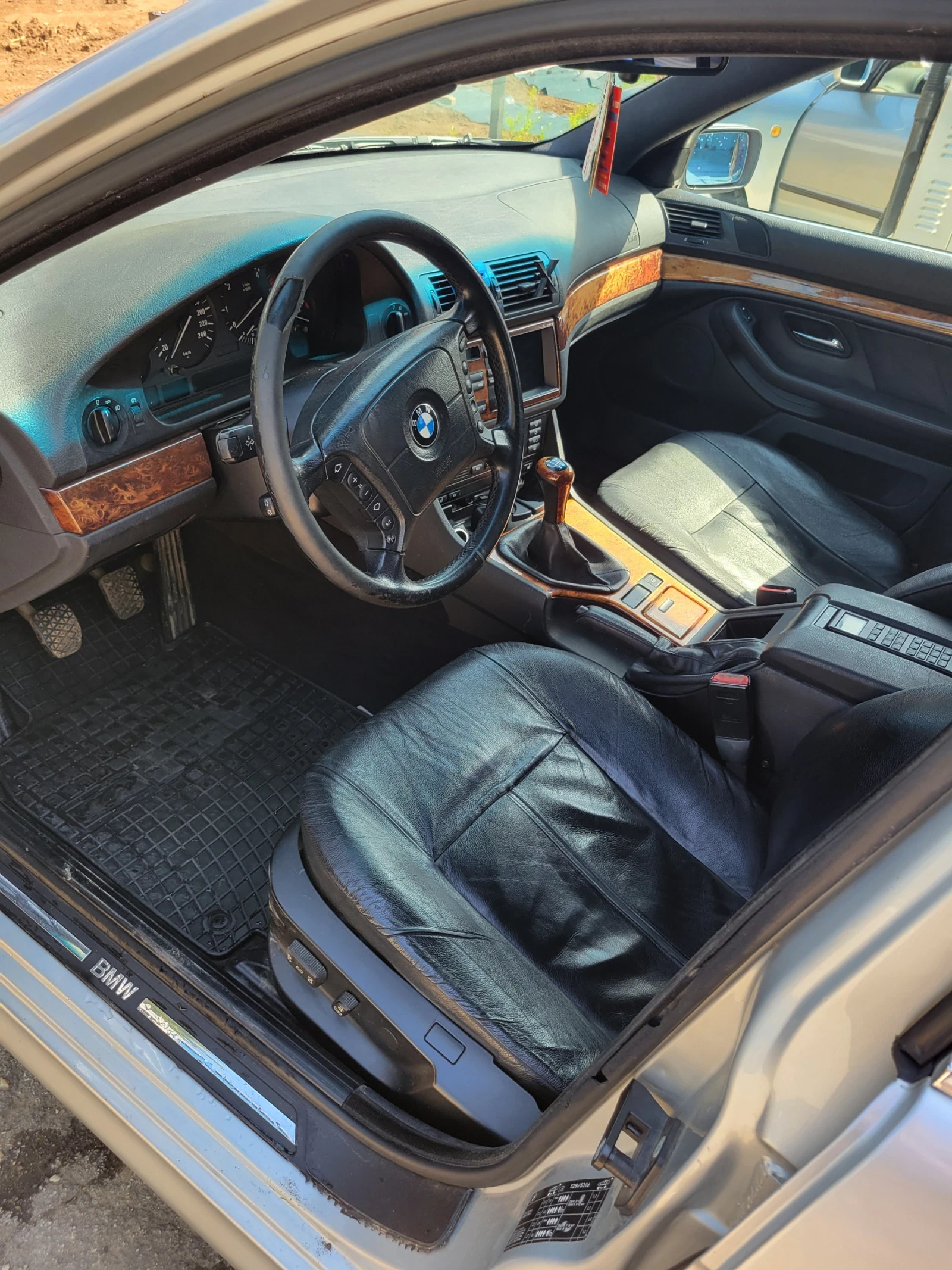 BMW 530, снимка 9 - Автомобили и джипове - 55333273
