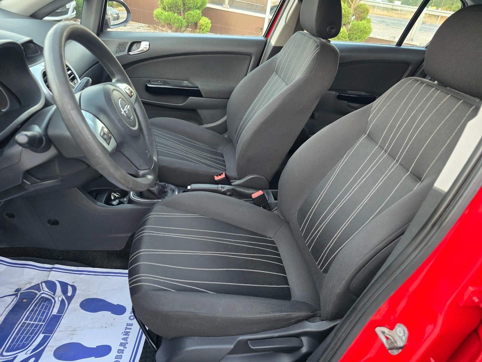 Opel Corsa 1.3 КЛИМАТИК !! НОВ ВНОС , снимка 13 - Автомобили и джипове - 55570839