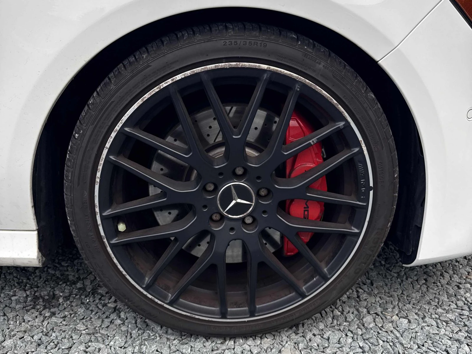 Mercedes-Benz CLA 45 AMG AMG* Nigh-Pack* Harman/Kardon* Камера* Пано, снимка 9 - Автомобили и джипове - 55892857