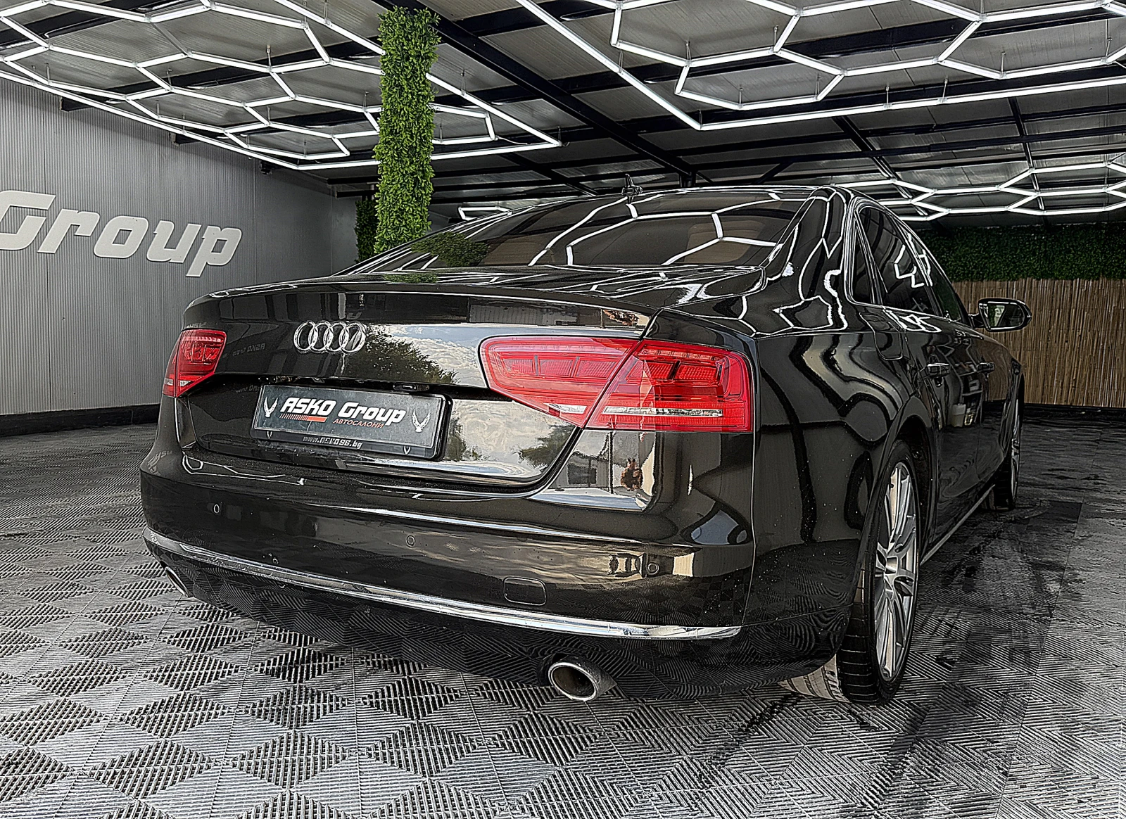 Audi A8 4.2TDI/MATRIX/ПОДГРЕВ ОБДУХВАНЕ СОБСТВЕН ЛИЗИНГ, снимка 6 - Автомобили и джипове - 55936950