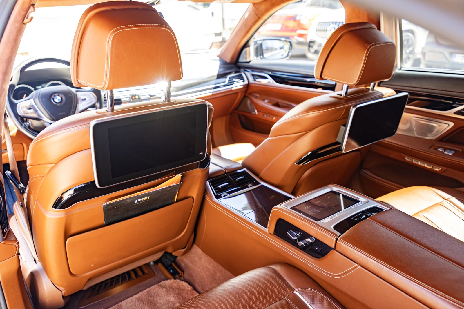 BMW 760, снимка 6 - Автомобили и джипове - 56251267