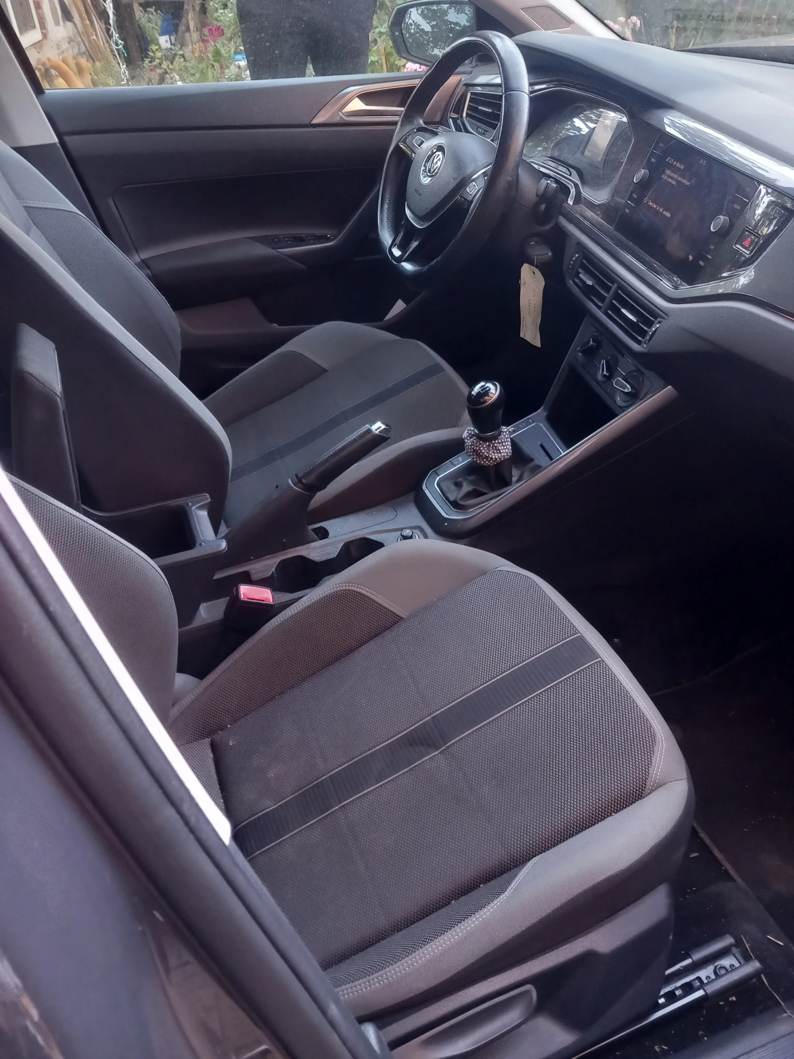 VW Polo 1.6tdi, снимка 8 - Автомобили и джипове - 56378324
