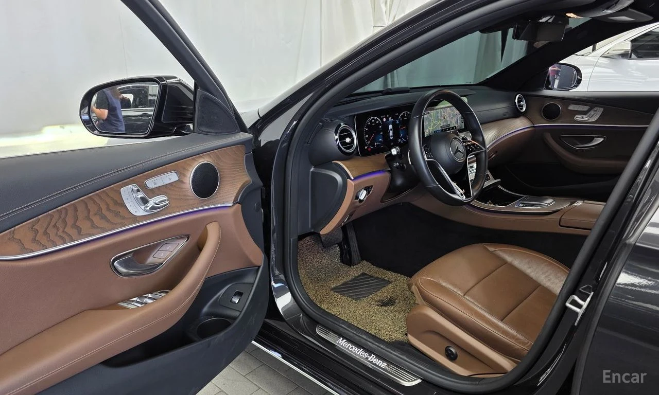Mercedes-Benz E 220 d* 4MATIC* EXCLUSIVE* �����* ���������* ������ ��� | Mobile.bg � ����������� 8