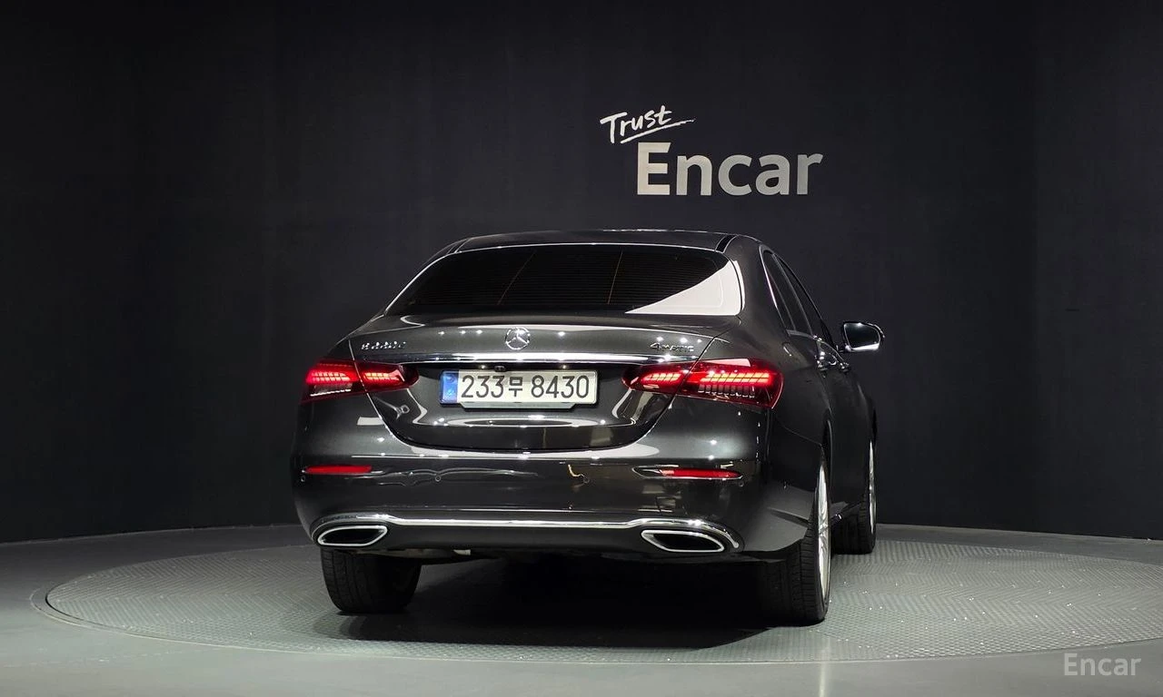 Mercedes-Benz E 220 d* 4MATIC* EXCLUSIVE* �����* ���������* ������ ��� | Mobile.bg � ����������� 4