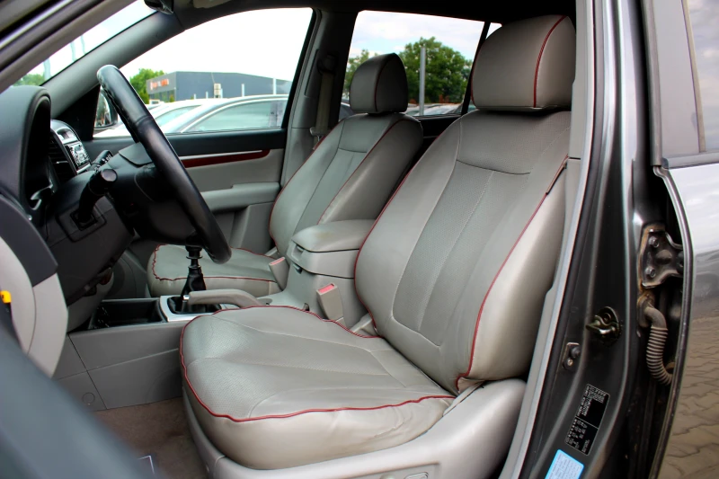 Hyundai Santa fe 2.2CRDi СОБСТВЕН ЛИЗИНГ, снимка 11 - Автомобили и джипове - 50462421