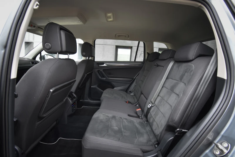 VW Tiguan 2.0 TDI ALLSPACE HIGHLINE 4 MOTION, снимка 9 - Автомобили и джипове - 51676964