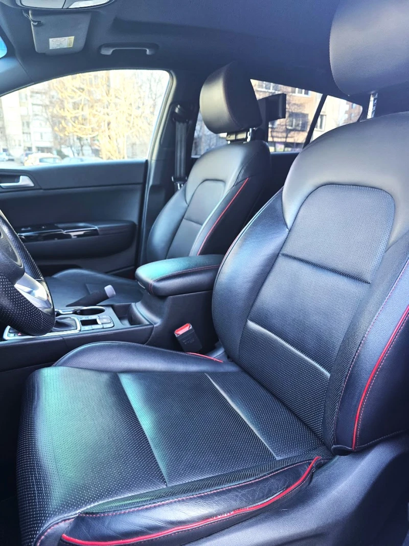 Kia Sportage, снимка 8 - Автомобили и джипове - 53154837