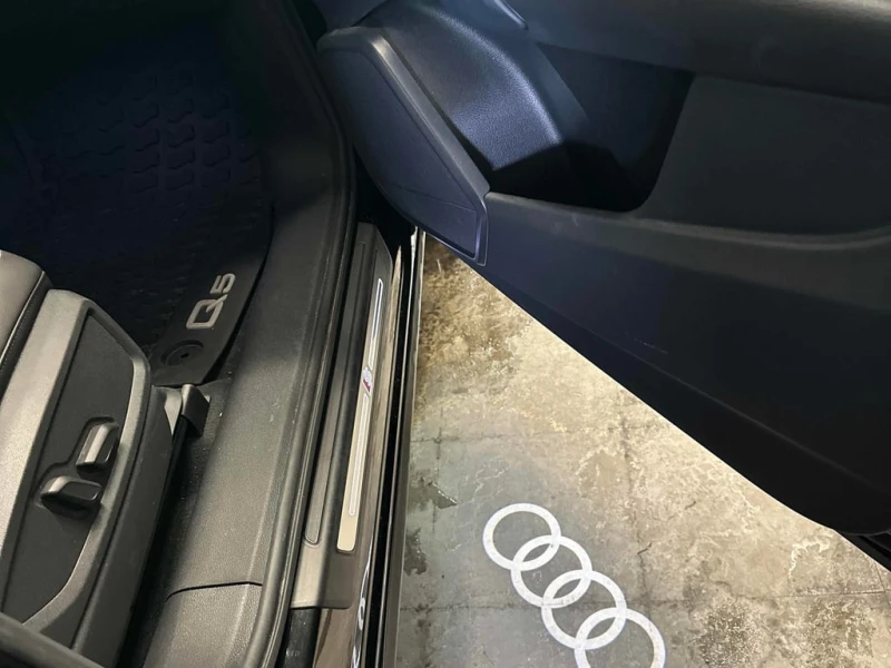 Audi Q5 Progressiv * ДИСТРОНИК* 360 КАМЕРИ* ВТОРИ ГУМИ , снимка 15 - Автомобили и джипове - 53344586