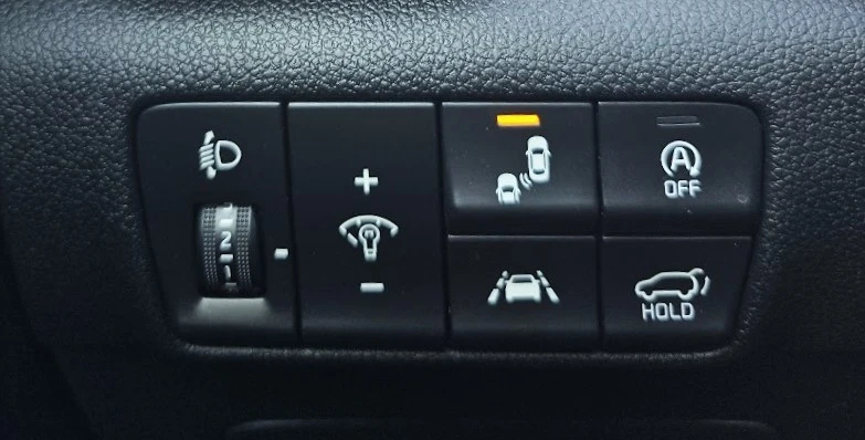 Kia Sportage, снимка 7 - Автомобили и джипове - 53154837