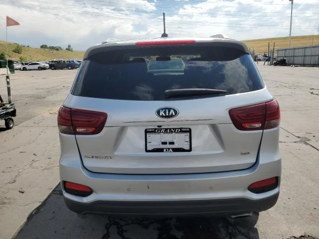 Kia Sorento 2.4. бензин Трета 3, снимка 6 - Автомобили и джипове - 55300115