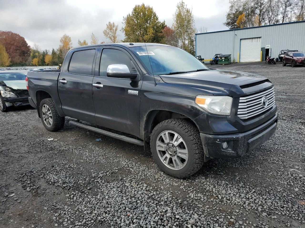 Toyota Tundra CREWMAX Platinum 5.7L V8 - изображение 4