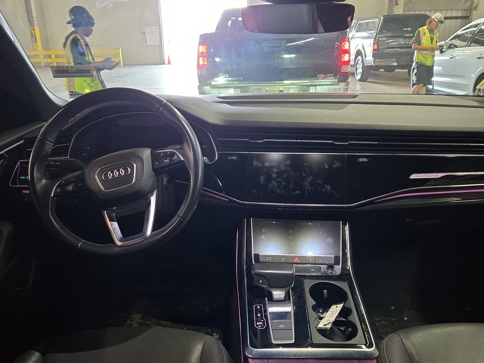 Audi Q8 4-ZONE* B&O* 360* ОБДУХ* АМБИЕНТ* KEYLESS* PANO* М - изображение 10