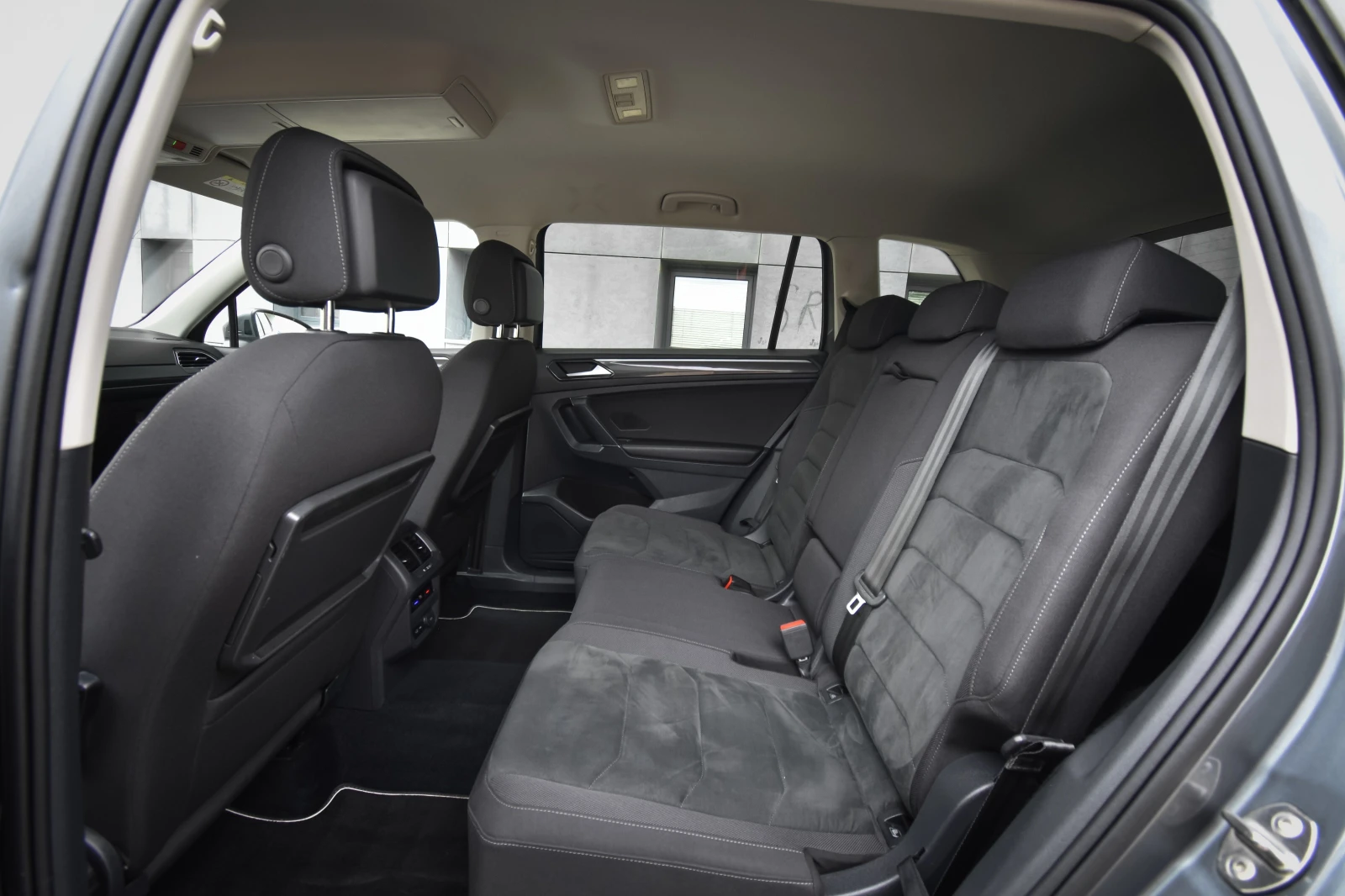 VW Tiguan 2.0 TDI ALLSPACE HIGHLINE 4 MOTION - изображение 9
