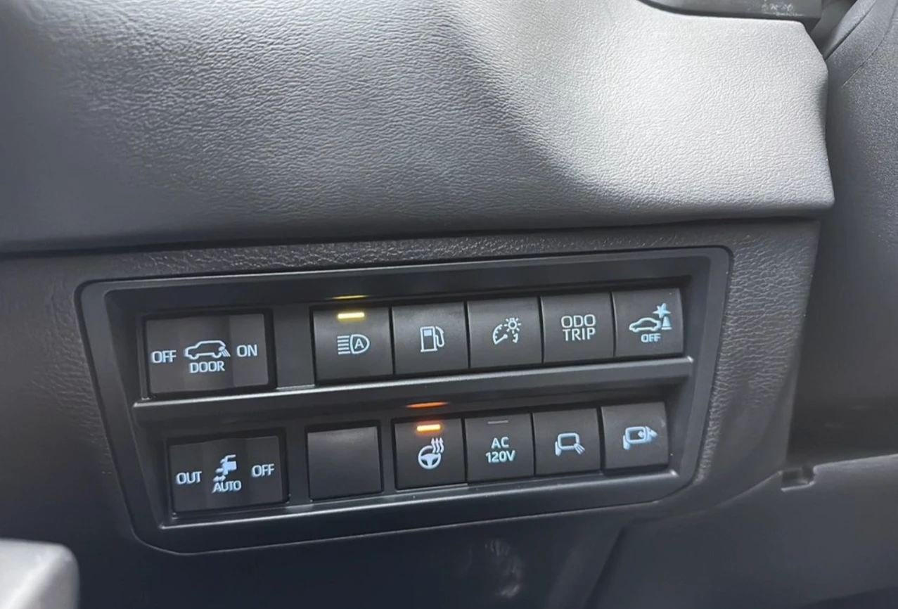 Toyota Sequoia PLATINUM HYBRID* * DISTR* * HEAT&COOLED* * ������� | Mobile.bg � ����������� 11