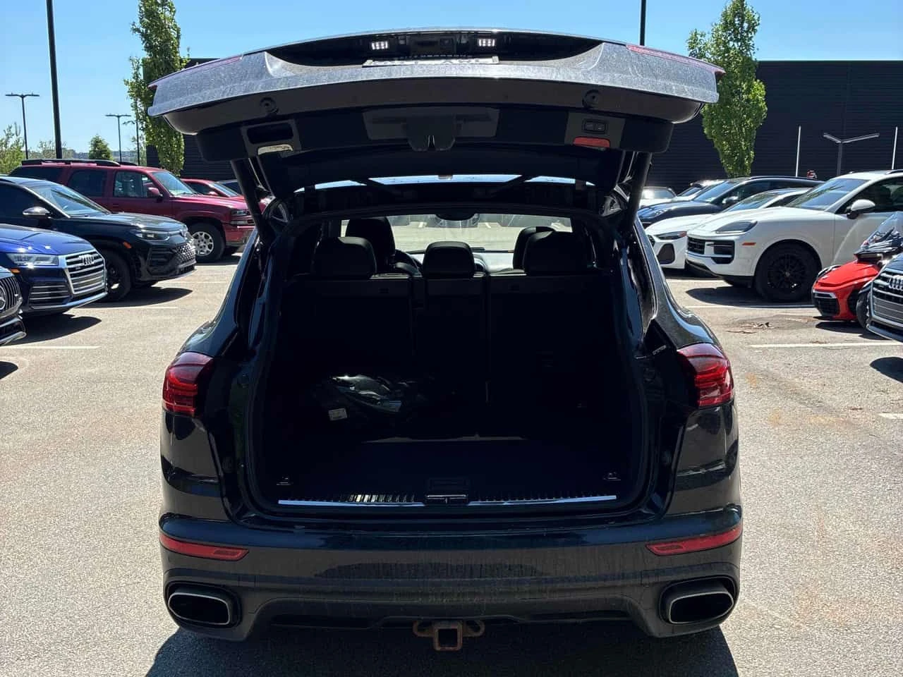 Porsche Cayenne * AWD 4dr * CARFAX * ЦЕНА ДО БГ, снимка 12 - Автомобили и джипове - 54782797