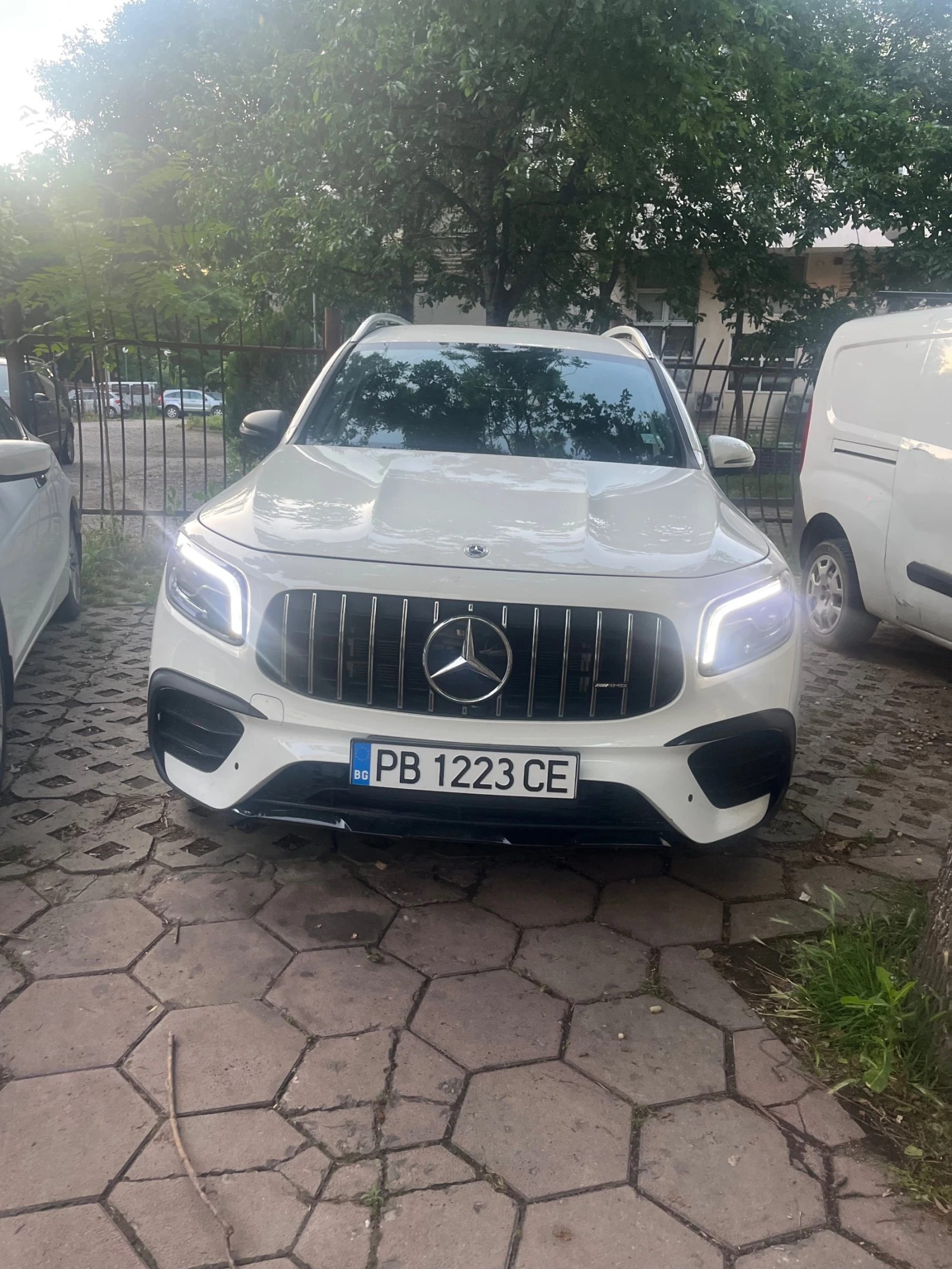 Mercedes-Benz GLB35AMG GLB 35 AMG, снимка 3 - Автомобили и джипове - 54842468