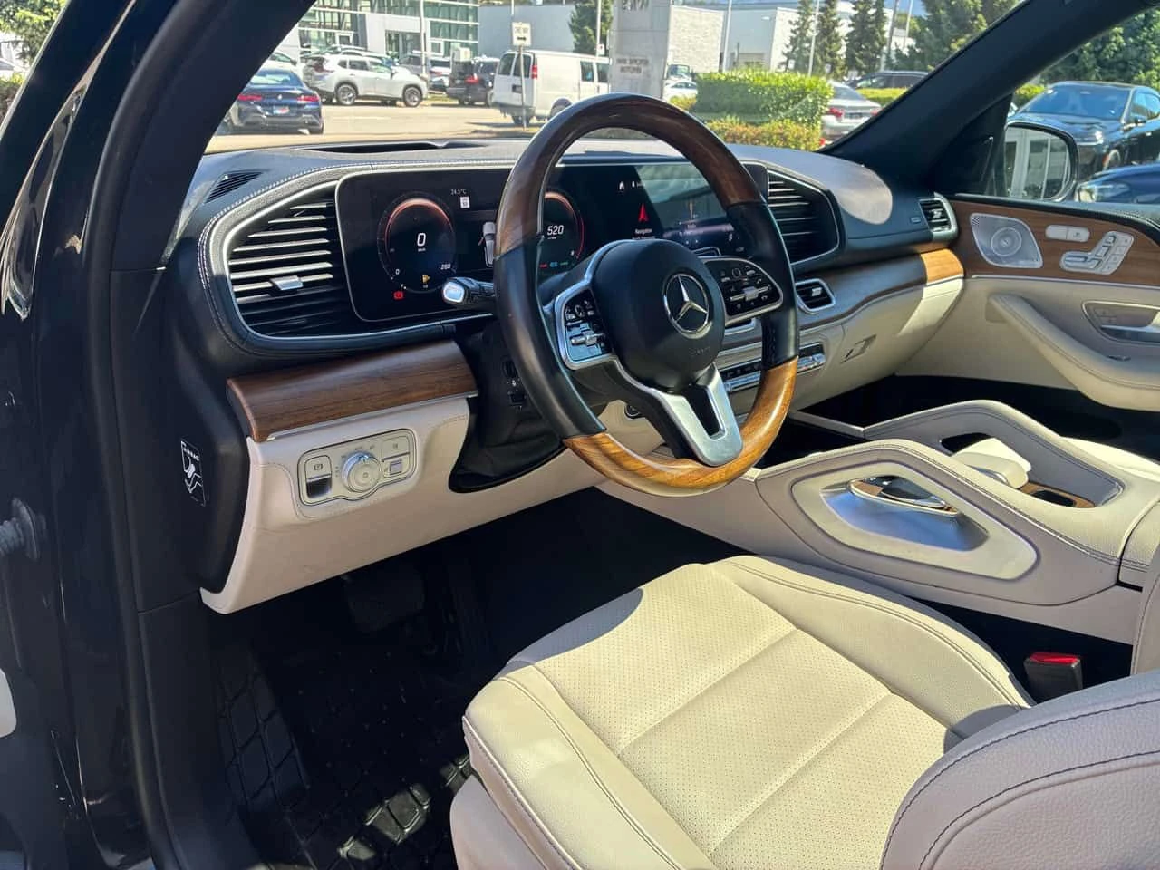 Mercedes-Benz GLE 450 /360/DISTRONIC/BURMESTER/АВТОКРЕДИТ , снимка 5 - Автомобили и джипове - 54978409