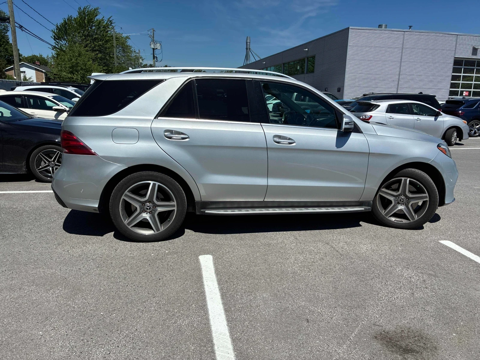 Mercedes-Benz GLE 400 GLE 400* HARMAN KARDON* KEYLESS* ПОДГРЕВ* , снимка 4 - Автомобили и джипове - 55040509