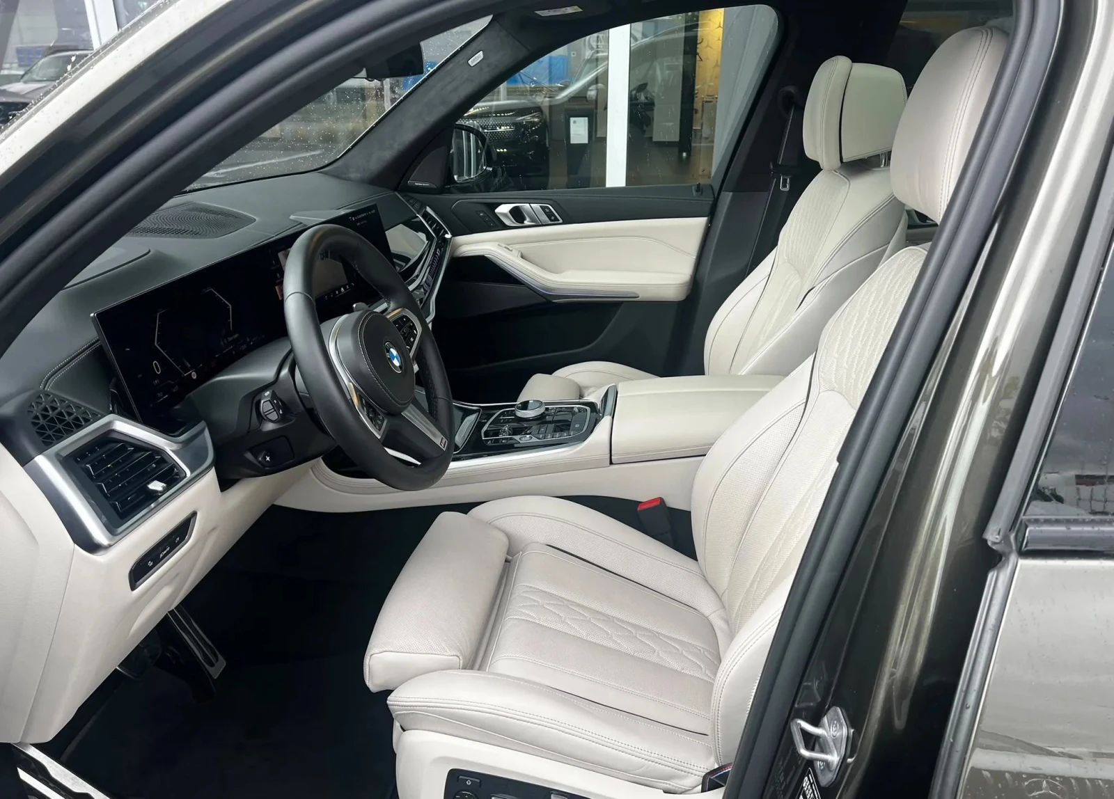 BMW X7 40d xDrive M-Sport PRO MHEV, снимка 5 - Автомобили и джипове - 56199483