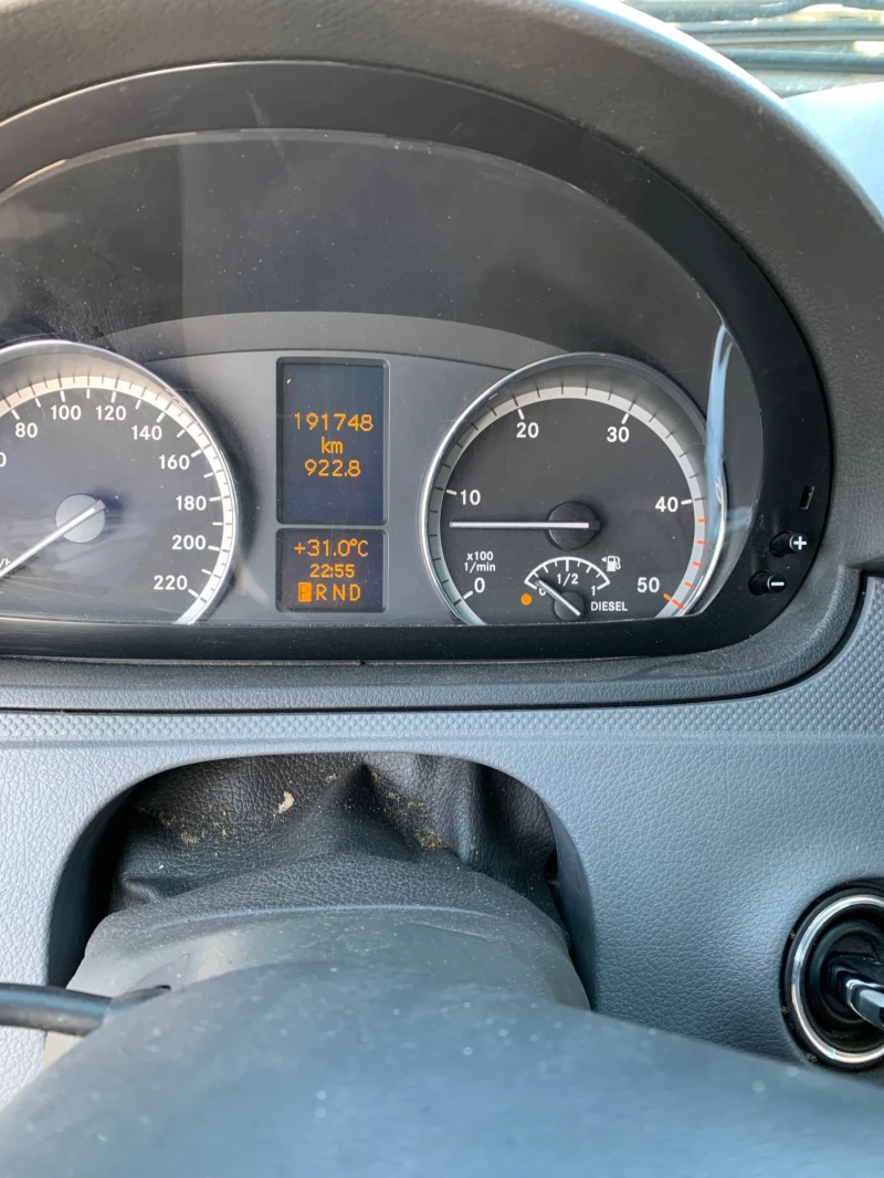 Mercedes-Benz Vito 3.0 CDI Автоматик, снимка 10 - Бусове и автобуси - 53332129