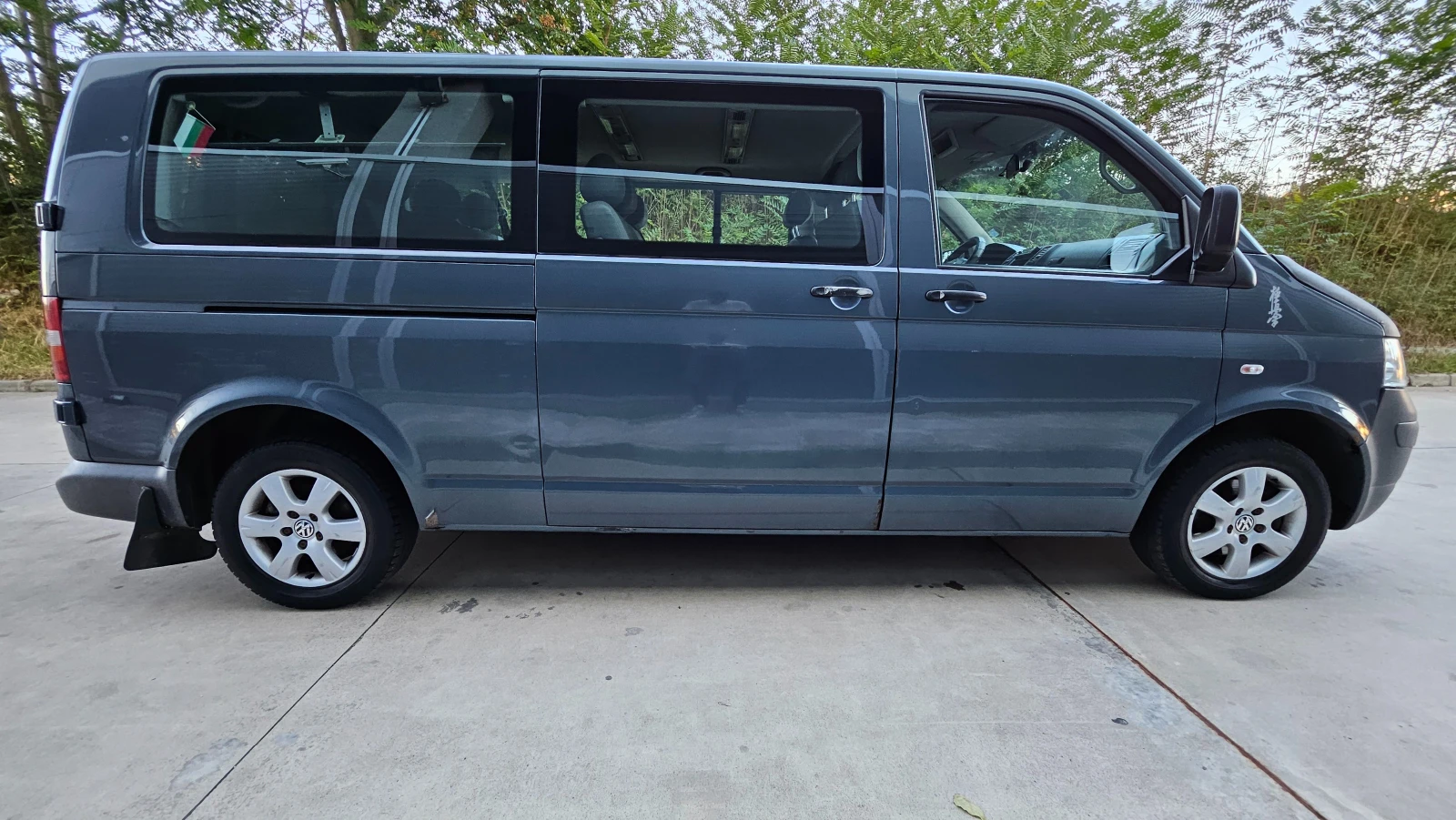 VW Transporter Caravelle 2.5 TDI - изображение 4