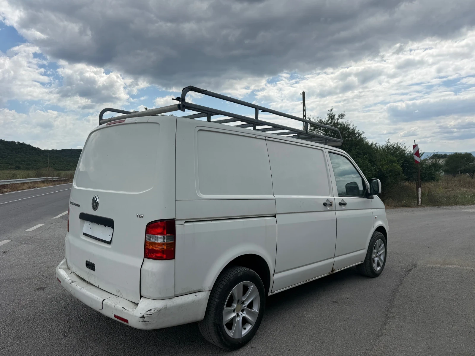 VW T5, снимка 3 - Бусове и автобуси - 51485223