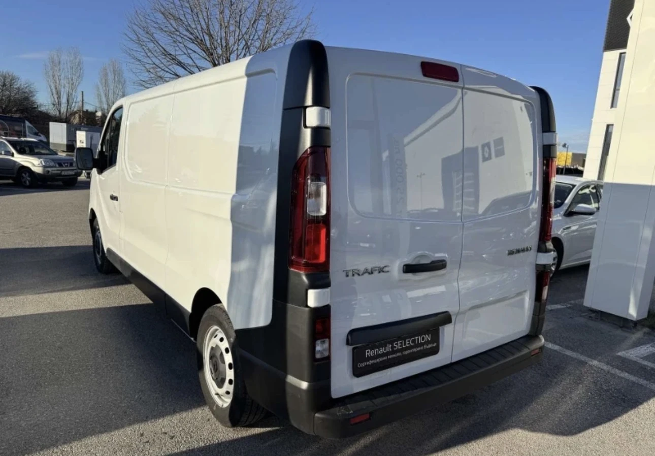 Renault Trafic, снимка 4 - Бусове и автобуси - 54202820