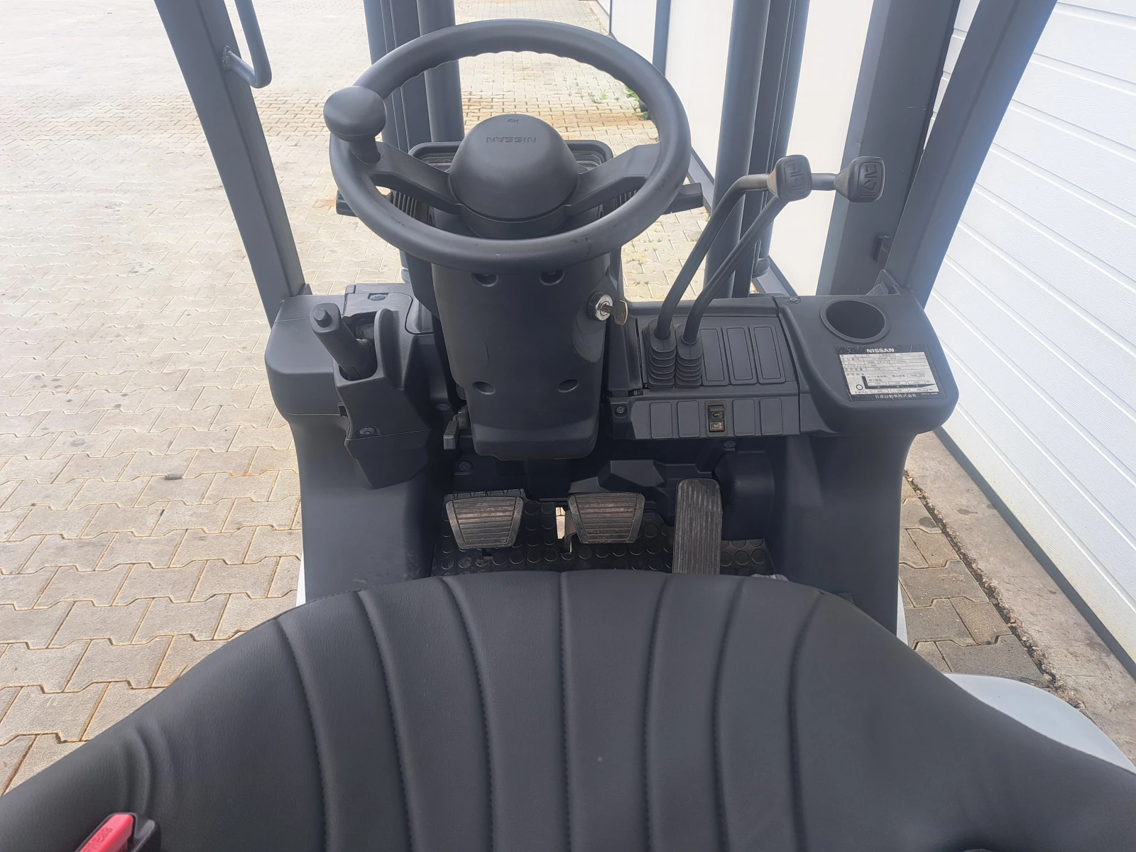  Nissan | Mobile.bg   3