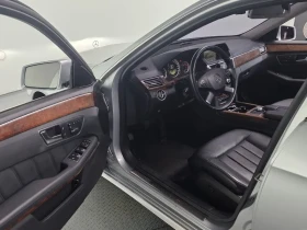Mercedes-Benz E 300 Elegance, снимка 11