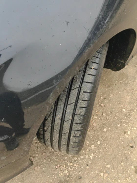 VW Passat FSI - 2600 € / 5085.16 лв. - 41944485 3