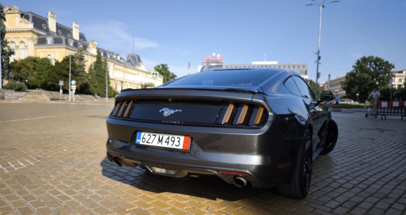 Ford Mustang 2.3L EcoBoost /Ръчка/, снимка 9 - Автомобили и джипове - 46449767