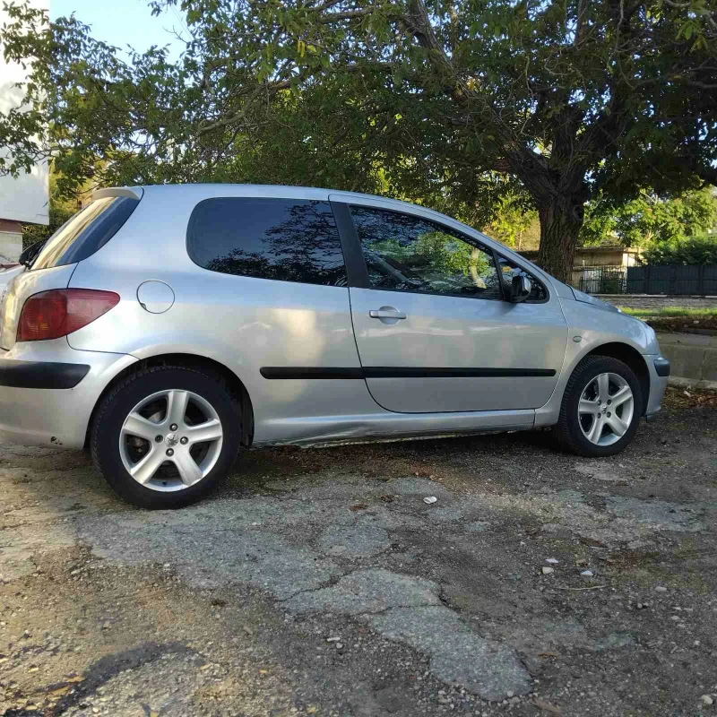 Peugeot 307, снимка 1 - Автомобили и джипове - 47272819