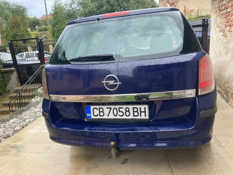 Opel Astra 1.9cdti, снимка 8 - Автомобили и джипове - 47915290